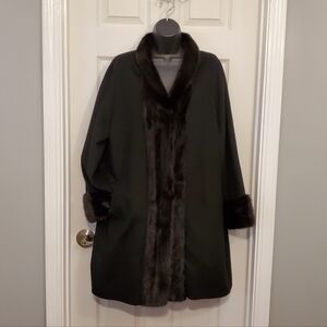 Audrey Talbott Cashmere And Mink Fur-Trimmed Women's Coat